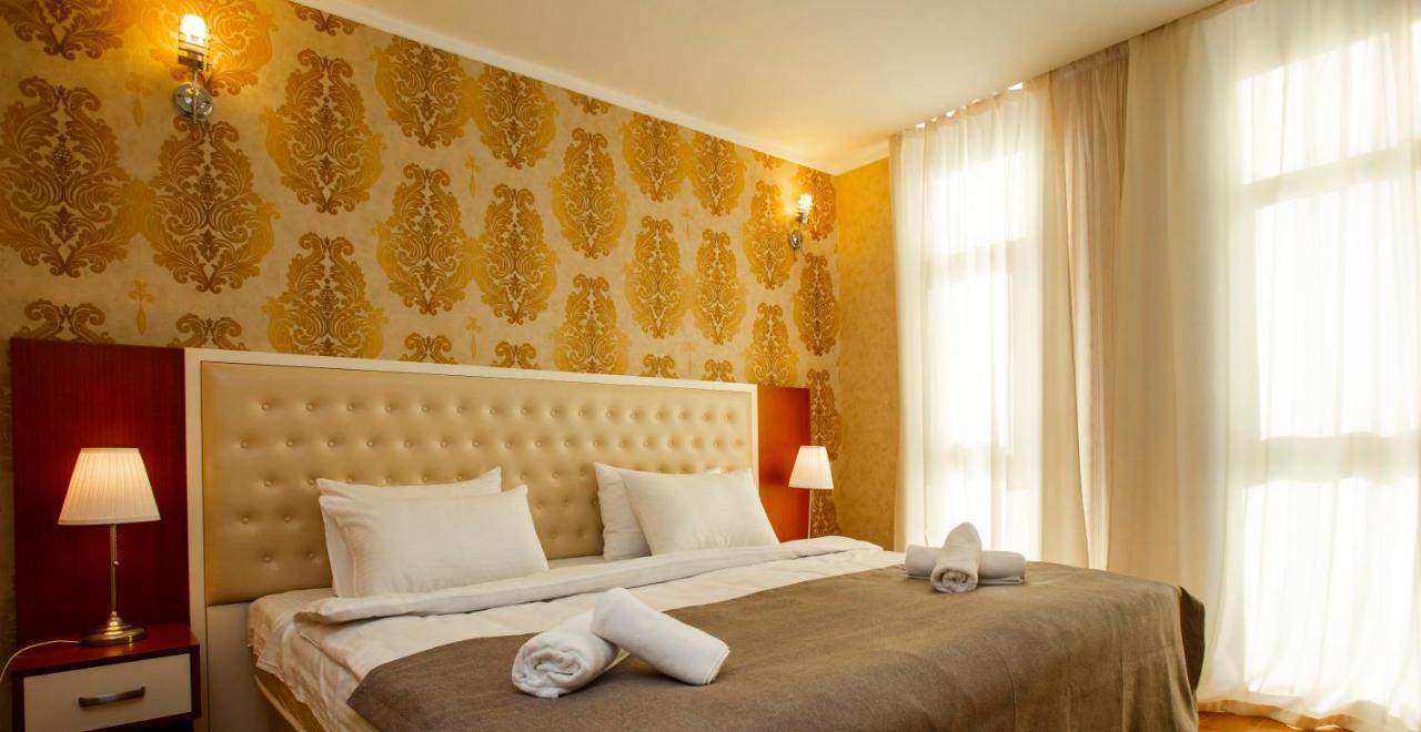 Holiday Lux Sea Towers Batumi Exterior foto