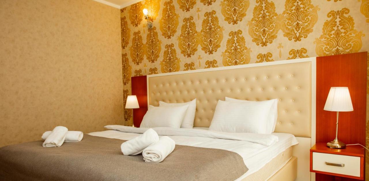 Holiday Lux Sea Towers Batumi Exterior foto